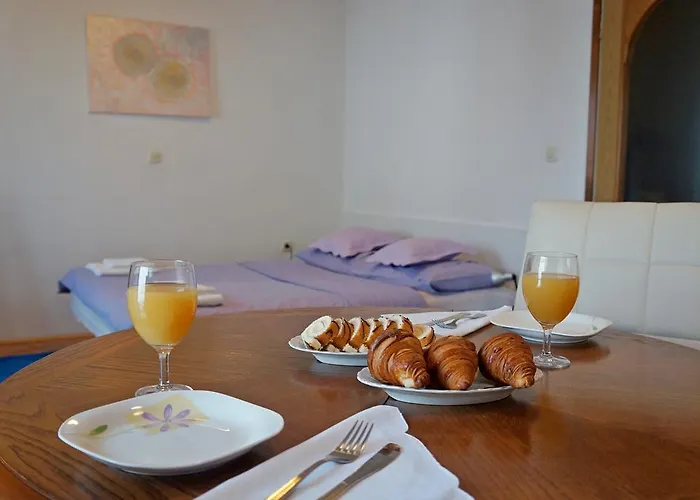 Kamena & Apartamento