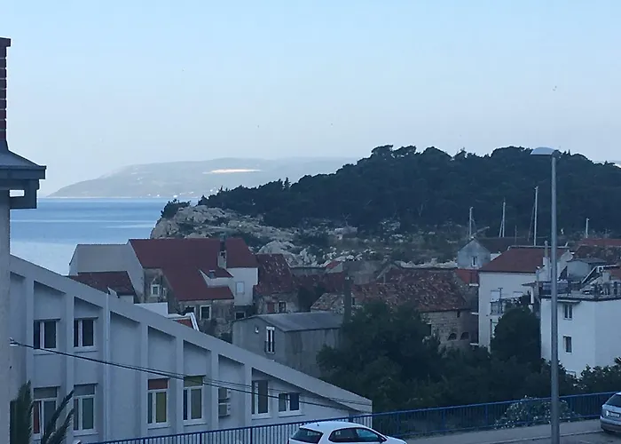 Kamena & Lägenhet Makarska