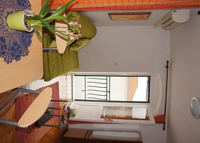 Kamena & Apartman Makarska