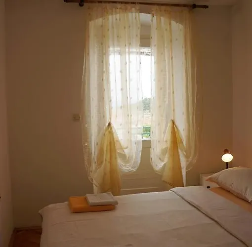 Kamena & Apartman *
