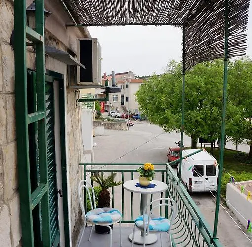 Kamena & Apartman *
